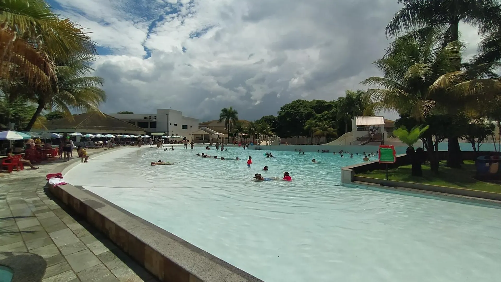 Apartment Lacqua Diroma, Mais Parque Acquatico Com Piscina De Ondas Caldas Novas