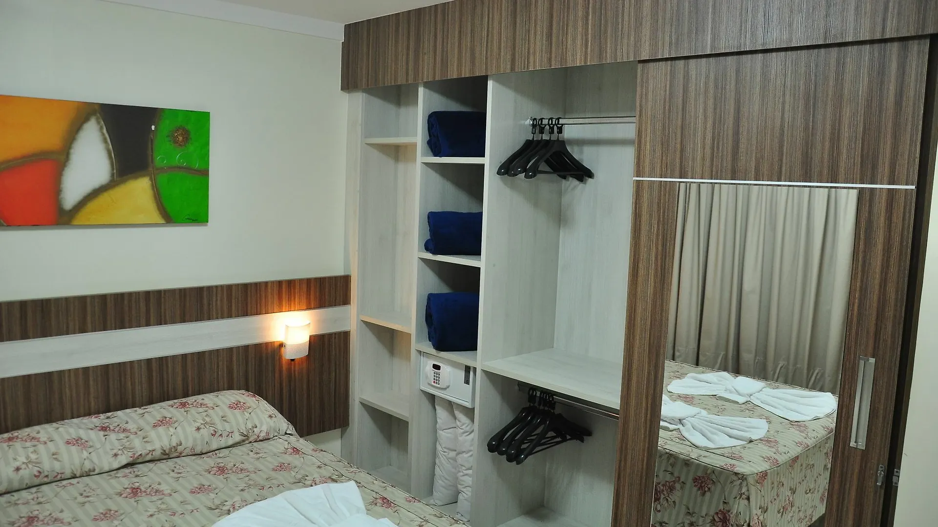 Apartment Lacqua Diroma, Mais Parque Acquatico Com Piscina De Ondas Caldas Novas Brazil